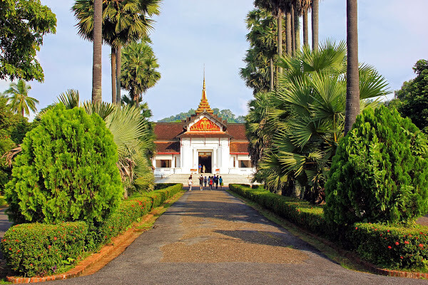 Charlotte Bower and Experiences in 24 Hours in Luang Prabang 4