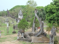 Day 2: Xieng Khuan Buddha Park and Vientiane City Tour (B) 